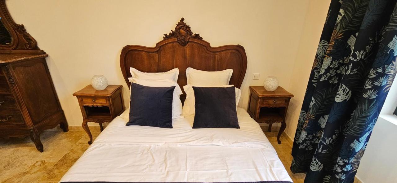 Bel & Ancien Appartement T3 Renove Dans Sartene Екстер'єр фото